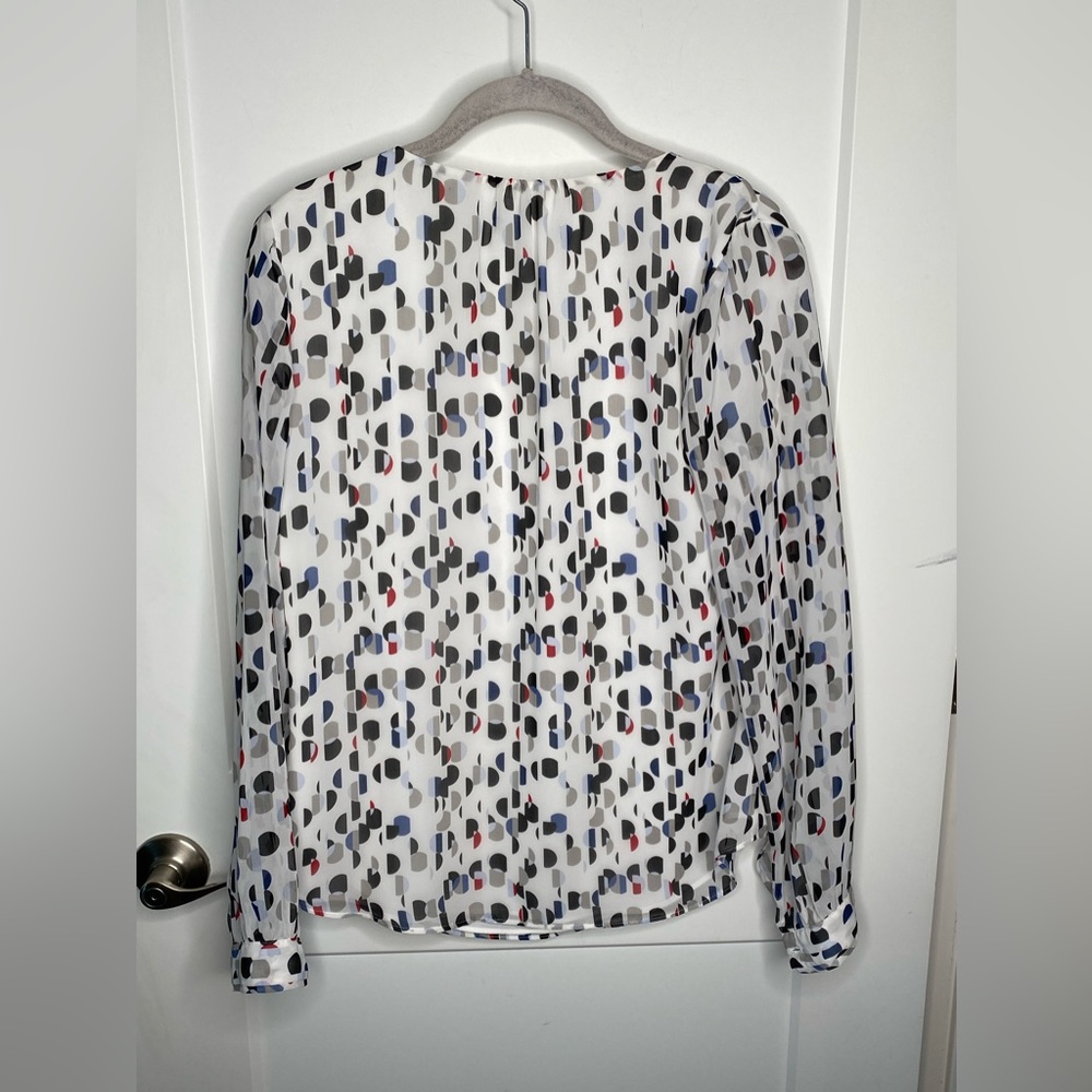 White House Black Market Semi-Sheer Dot Print Ruffle Top women’s size 4 - Picture 7 of 9